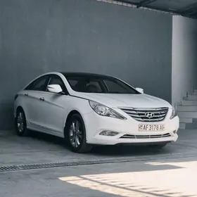 Hyundai Sonata 2012