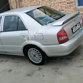 Mazda 323 2001