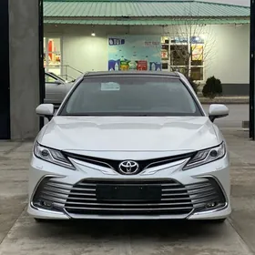 Toyota Camry 2023