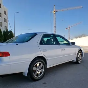 Toyota Camry 2000