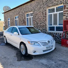 Toyota Camry 2011