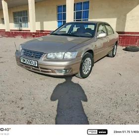 Toyota Camry 1998