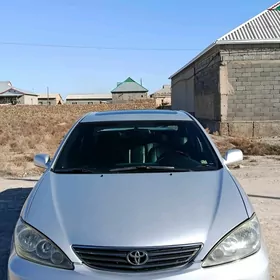 Toyota Camry 2005