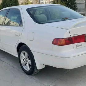 Toyota Camry 2001