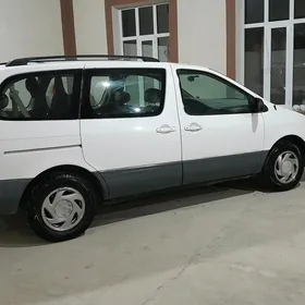 Toyota Sienna 2000