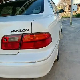 Toyota Avalon 1999