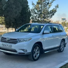 Toyota Highlander 2011