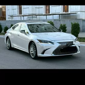 Lexus ES 350 2020