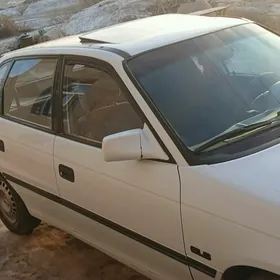 Opel Astra 1992