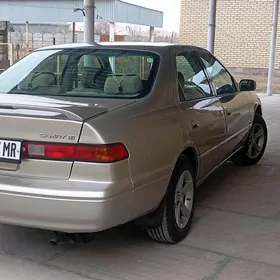 Toyota Camry 1999