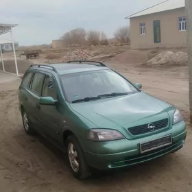 Opel Astra 2005