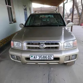 Nissan Pathfinder 2001