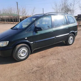 Opel Zafira 2001