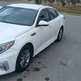 Kia Optima 2020