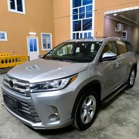 Toyota Highlander 2018