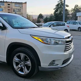 Toyota Highlander 2015