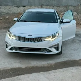 Kia Optima 2019