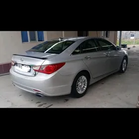 Hyundai Sonata 2011