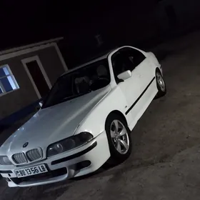 BMW E39 2003