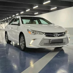 Toyota Camry 2015