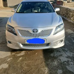 Toyota Camry 2010