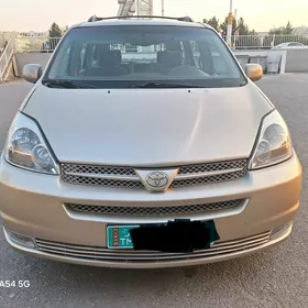 Toyota Sienna 2004