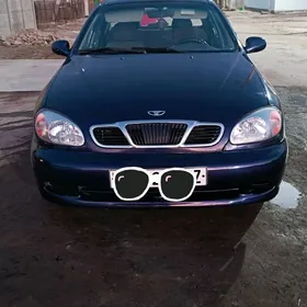 Daewoo Lanos 2002