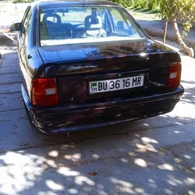 Opel Vectra 1990