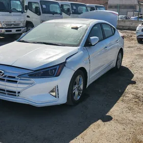 Hyundai Elantra 2020