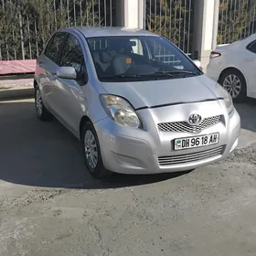 Toyota Yaris 2010