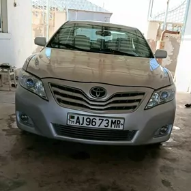 Toyota Camry 2011