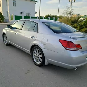 Toyota Avalon 2005