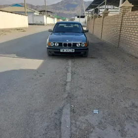 BMW 525 1992