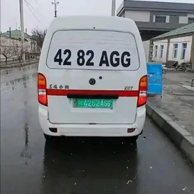 Toyota Hiace 2007