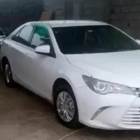 Toyota Camry 2016