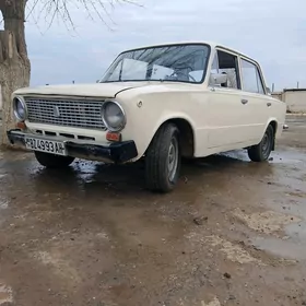 Lada 2104 1986