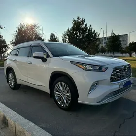 Toyota Highlander 2020