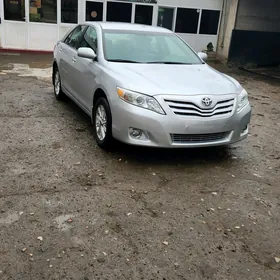 Toyota Camry 2011