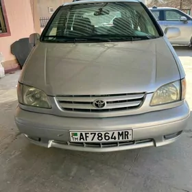 Toyota Sienna 2002