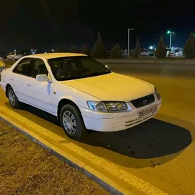 Toyota Camry 1998