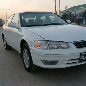 Toyota Camry 2001