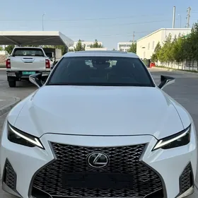 Lexus IS 350 2021