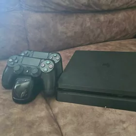 PS4 SLIM