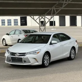 Toyota Camry 2016