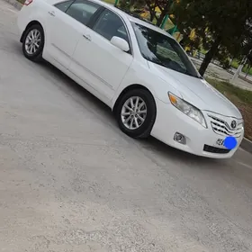 Toyota Camry 2010