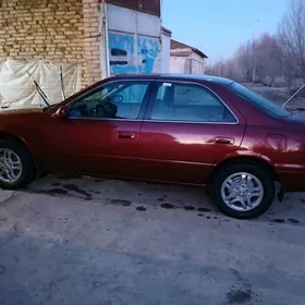 Toyota Camry 2001