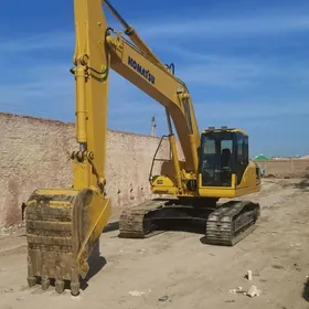 Komatsu PC210LC-11 2004