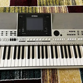 yamaha psr or 700