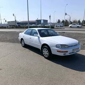 Toyota Camry 1993