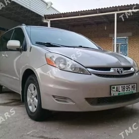 Toyota Sienna 2009